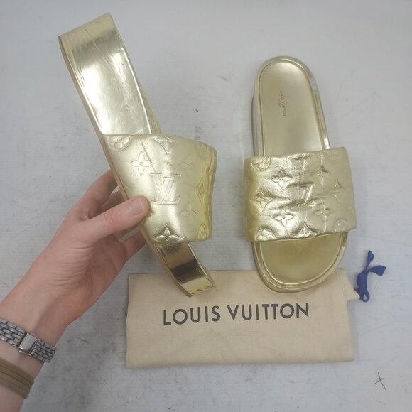 LOUIS VUITTON Gold Leather LV Monogram Flatform Sandal - Picture 1 of 13